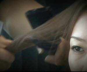Seksi dan cantik babe brunette menggoda dan kacau