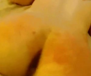 Istri dan suami tempat tidur seperti jalang